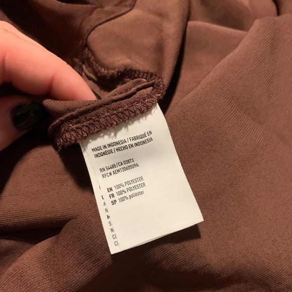 AEO Off-Shoulder Maroon Silky Top - Picture 6 of 7